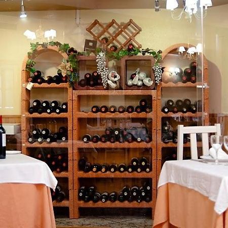 Hotel Los Bartolos Alhama de Murcia Bagian luar foto