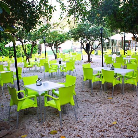 Hotel Los Bartolos Alhama de Murcia Bagian luar foto