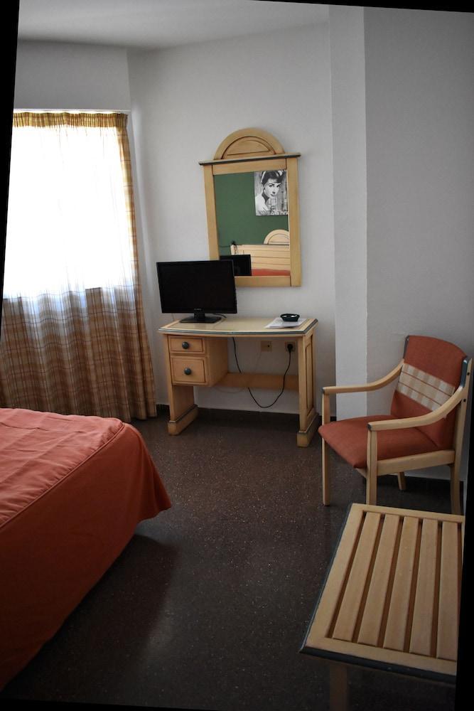 Hotel Los Bartolos Alhama de Murcia Bagian luar foto